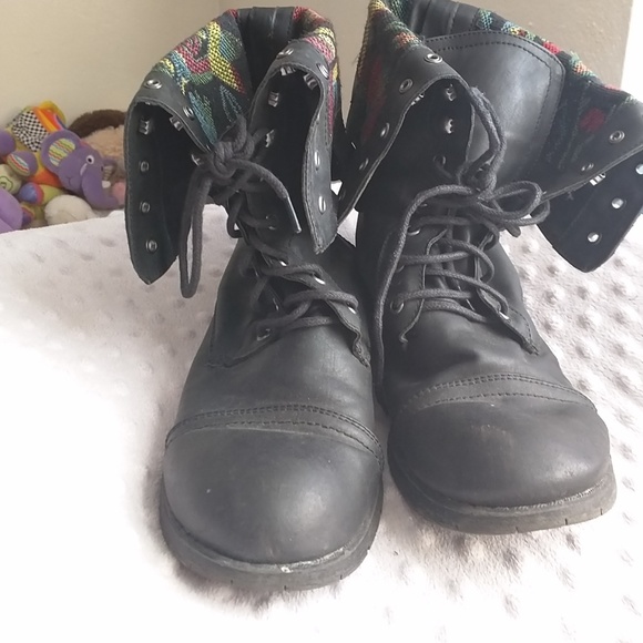 Combat boots - Picture 2 of 8